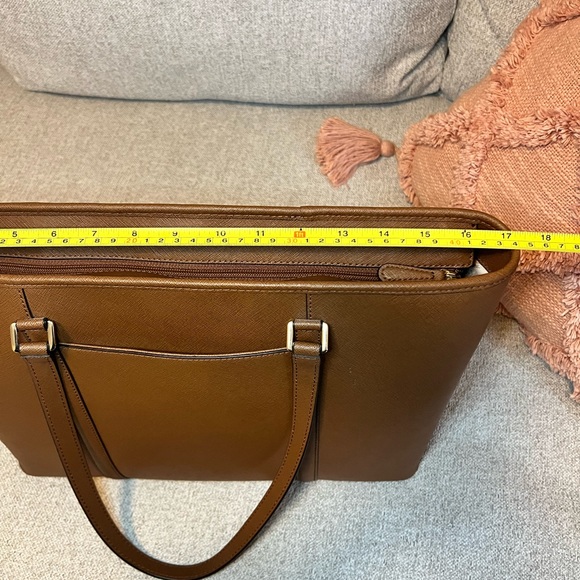 USED ONE TIME- Chocolate Brown Large Michael Kors Shoulder Bag - Picture 6 of 10